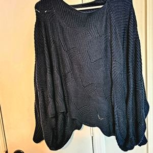 Moon&Madison Scalloped Sweater